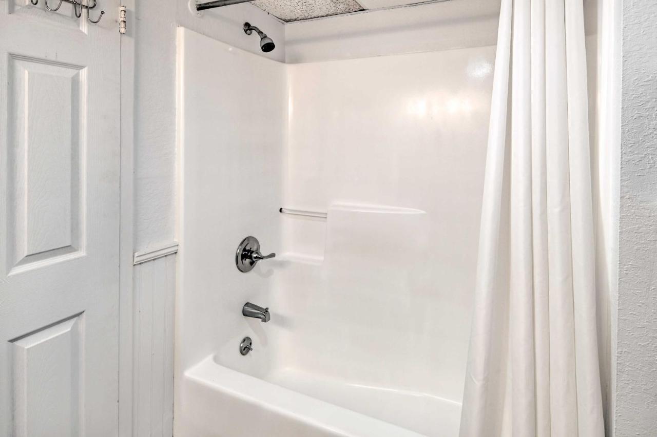 Beachfront Condo In Myrtle Beach With Pool Access Экстерьер фото